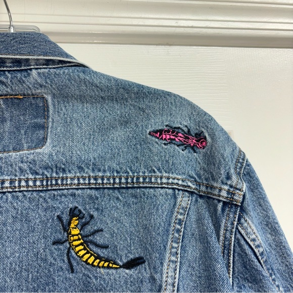 Levi's Jackets & Blazers - Levi's Trucker Jean Jacket Embroidery Nature Bugs Womens XL Men’s L
